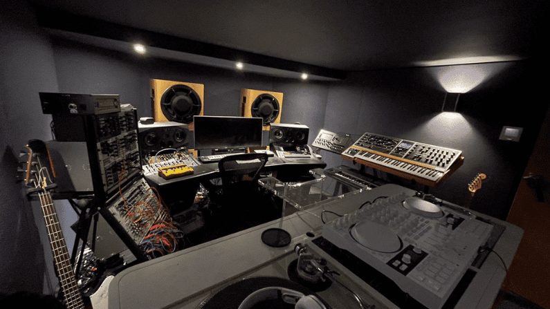 Audio Schemes build fantastic New Studio for DJ Fresh